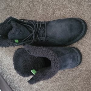 NEVER WORE WRONG SIZE  TIMBERLAND BOOTS.size 8